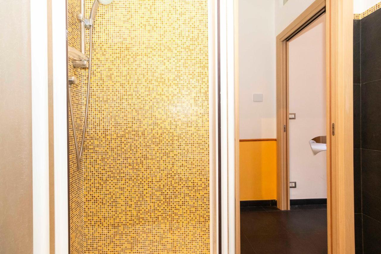 Colourful & Cozy Apartment Cenisia Turim Exterior foto